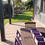Avocado Beyond Alojamento de Acomodação e Pequeno-almoço 4*