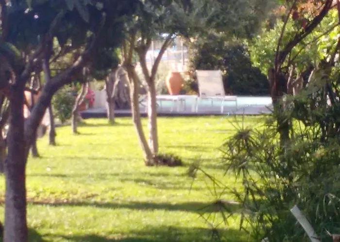 Avocado Beyond Bed & Breakfast Giardini-Naxos