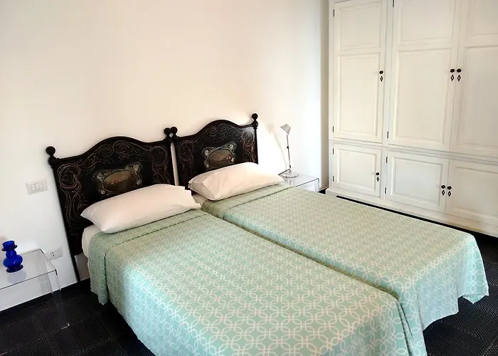 Avocado Beyond Bed & Breakfast