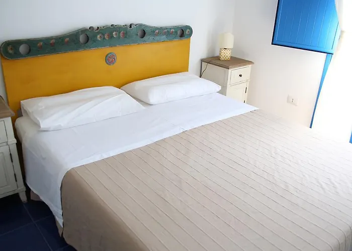 Bed & Breakfast Avocado Beyond Giardini-Naxos