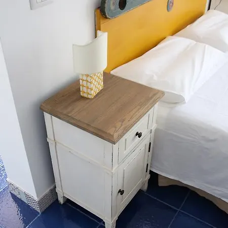 Avocado Beyond Bed & Breakfast Giardini Naxos